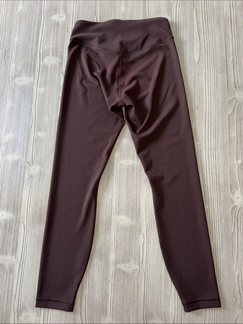 Lululemon Wunder Under - Size 6 Square Tag - Picture 3 of 7